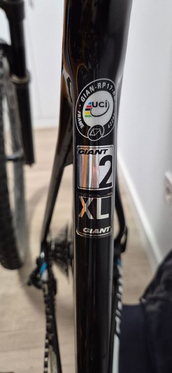 Used Giant Tcr Shimano 105 2018 Road & Gravel, White — image 8 of 9