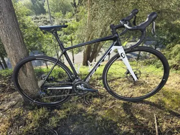 Tweedehands Scott Addict 30 disc 2019 2019 Road & Gravel — afbeelding 1 van 4
