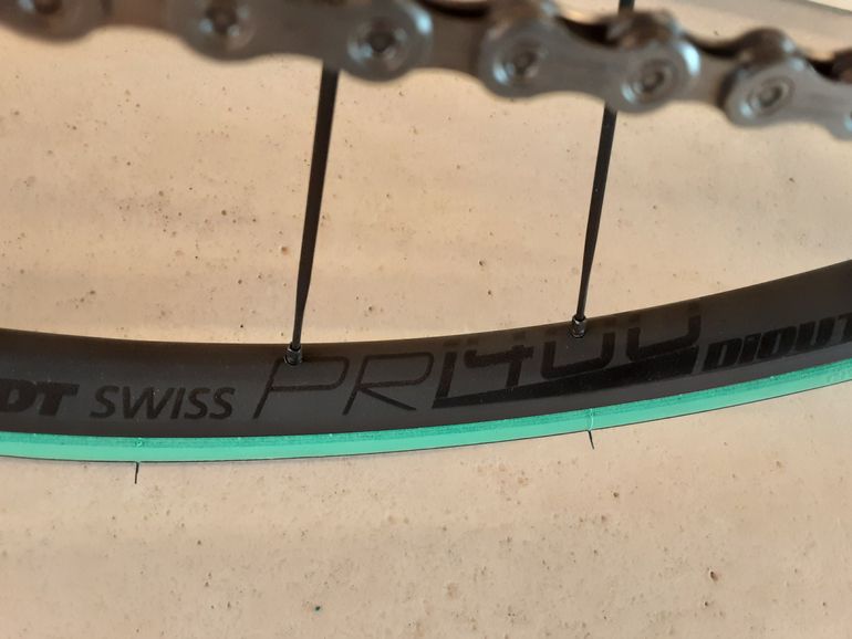 Used Bianchi Oltre XR4 CV Carbon Ultegra Di2 2021 2021 Road & Gravel, Black — image 6 of 9