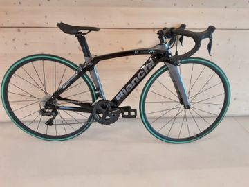 Used Bianchi Oltre XR4 CV Carbon Ultegra Di2 2021 2021 Road & Gravel