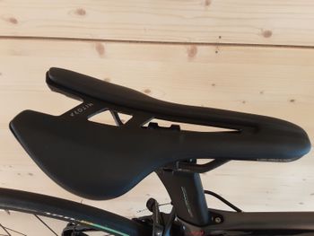 Used Bianchi Oltre XR4 CV Carbon Ultegra Di2 2021 2021 Road & Gravel, Black — image 8 of 9
