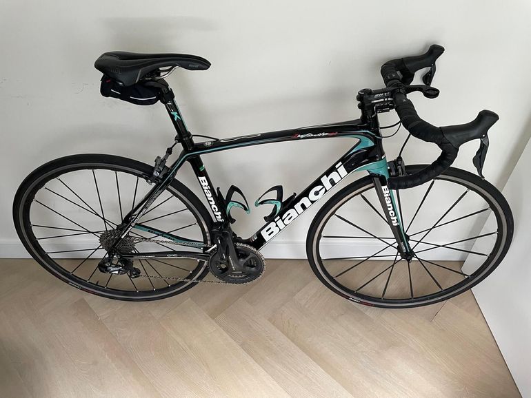 Used Bianchi Infinito CV Ultegra Di2 2017 2017 Road & Gravel, Black — image 1 of 6
