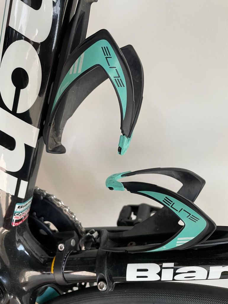 Used Bianchi Infinito CV Ultegra Di2 2017 2017 Road & Gravel, Black — image 2 of 6