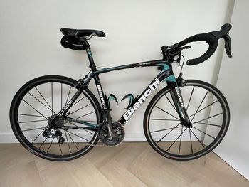 Used Bianchi Infinito CV Ultegra Di2 2017 2017 Road & Gravel, Black — image 4 of 6