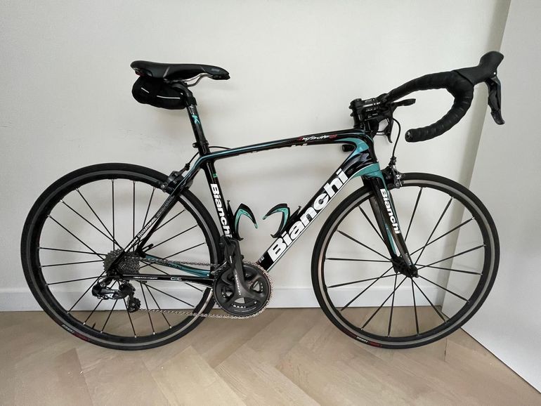 Used Bianchi Infinito CV Ultegra Di2 2017 2017 Road & Gravel, Black — image 4 of 6