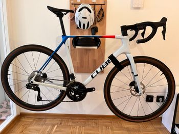 Used CUBE CROSS RACE C:62 SLX 2024 2024 Road & Gravel, White — image 1 of 14