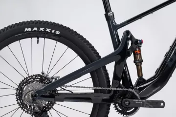 Used Ghost Path Riot LTD 2024 2024 Mountainbike, Black, 29 — image 3 of 7