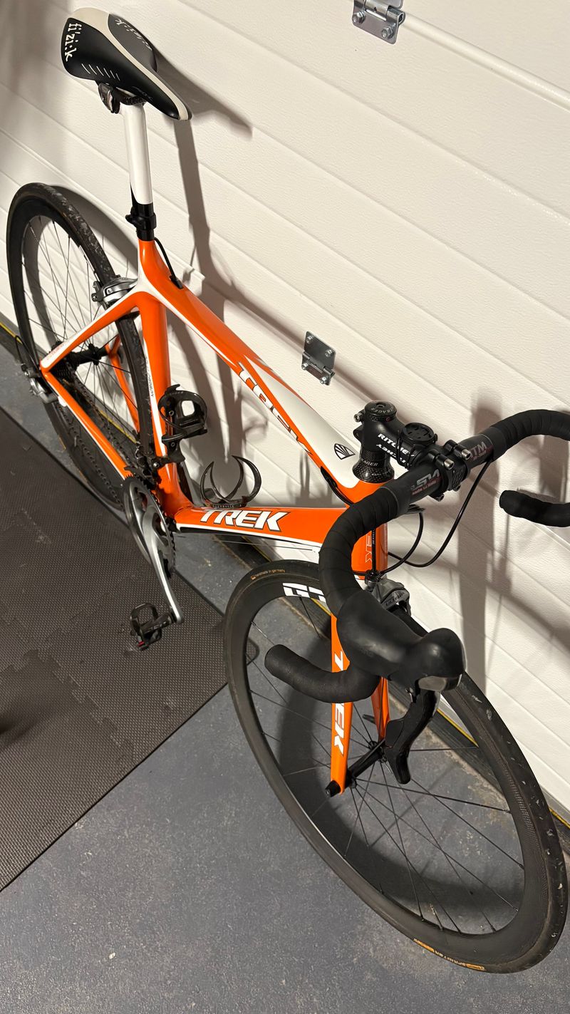 Trek Madone 6.9 2017 Road & Gravel d'occasion — image 4 sur 6
