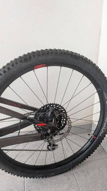 Used Scott Genius 920 2019 2019 Mountainbike, Grün, 29 — image 7 of 15