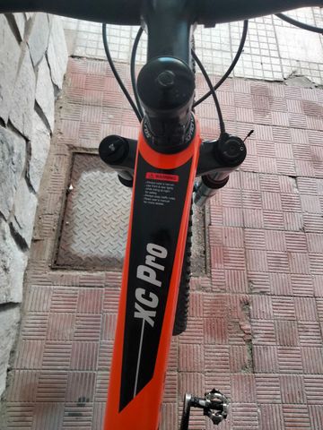 Used Rebel Xc Pro 2025 Mountainbike, Orange — image 4 of 10