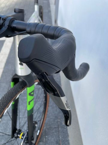 KTM X-STRADA 15 PRO 2025 2025 Road & Gravel usato, Grigio chiaro — immagine 4 di 6