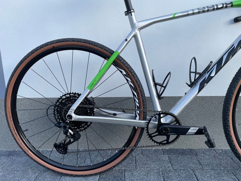 KTM X-STRADA 15 PRO 2025 2025 Road & Gravel usato, Grigio chiaro — immagine 2 di 6
