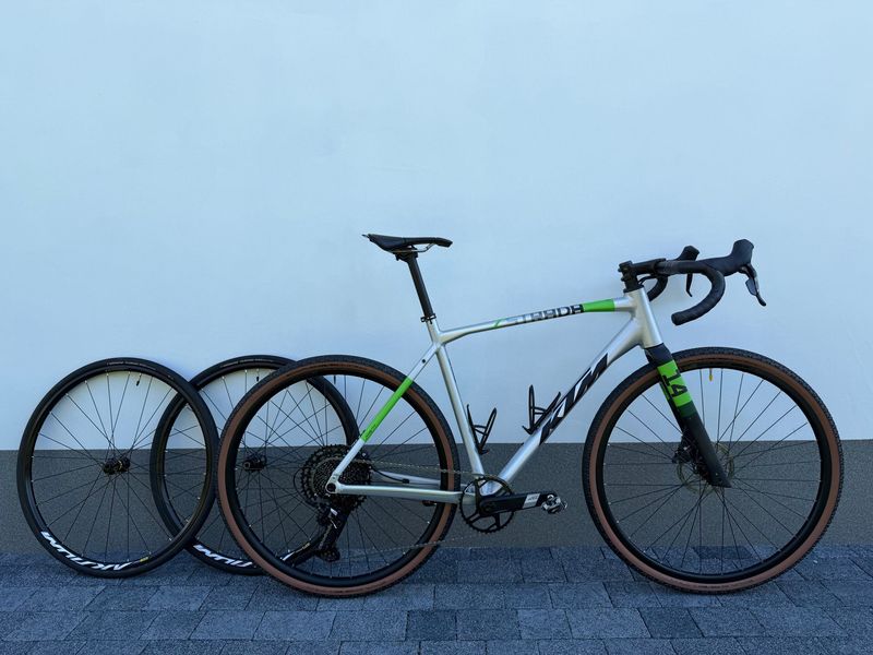 Gebrauchtes KTM X-STRADA 15 PRO 2025 2025 Road & Gravel