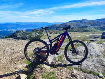 Gebrauchtes Rock Machine BLIZZARD INT E70-27+ LTD 2021 Mountainbike, Violett — Bild 1 von 13