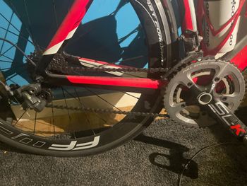Used Specialized Venge Expert Ultegra 2015 2015 Road & Gravel, Red — image 3 of 5