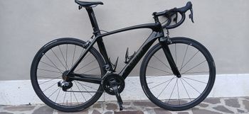 Used Specialized Venge SRAM Red eTap 2015 Road & Gravel, Black — image 1 of 5