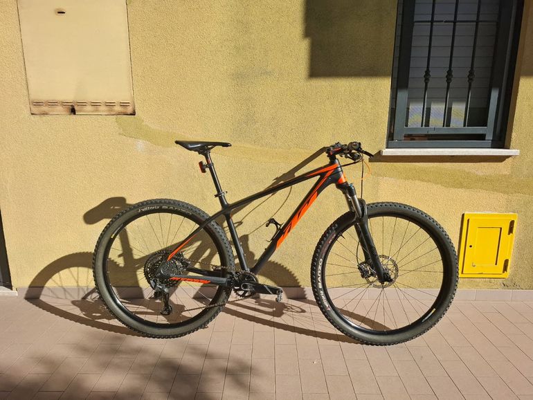 Used KTM MTB KTM Myroon Pro 12 Front Suspension 12 Velocità 2018 Mountainbike, Rojo — image 1 of 6
