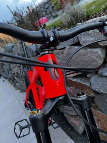 Used Alutech CheapTrick 29 2021 2021 Mountainbike, Red, 29 — image 6 of 7