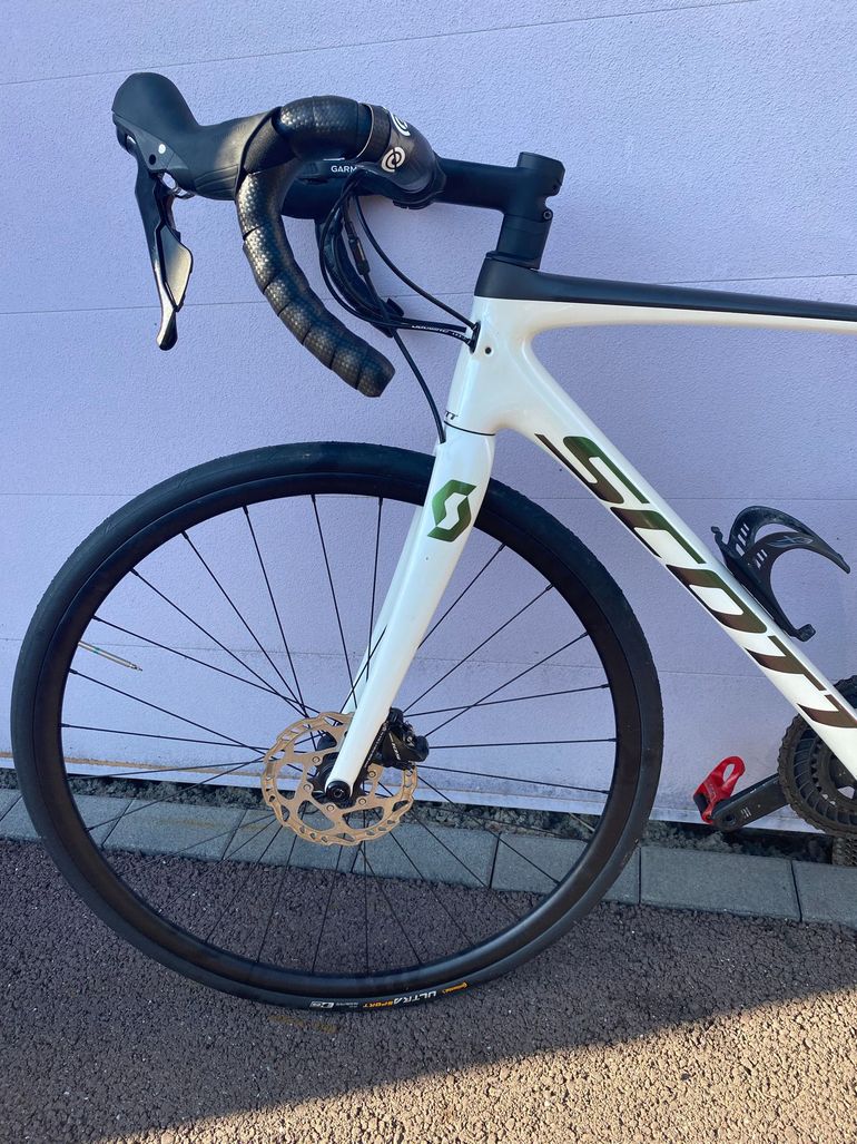 Used Scott Addict 20 disc 2020 2020 Road & Gravel — image 2 of 9