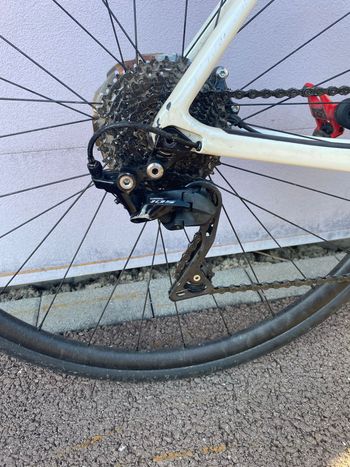 Used Scott Addict 20 disc 2020 2020 Road & Gravel — image 5 of 9