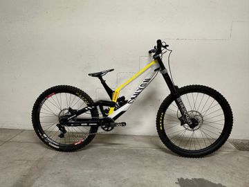 Tweedehands Canyon Sender SRAM GX DH 2023 Mountainbike — afbeelding 14 van 14