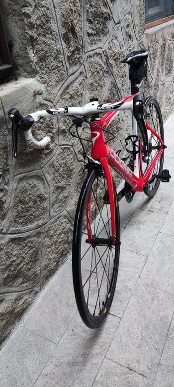 Used Pinarello Dogma 2017 2015 Road & Gravel, Rot — image 4 of 6