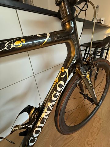 Used Colnago C60 2014 Road & Gravel, Black — image 2 of 21