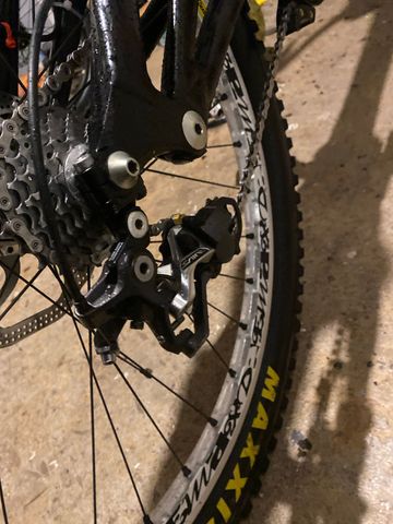 Gebrauchtes Specialized Demo Shimano Deore 2018 Mountainbike, Schwarz — Bild 3 von 10