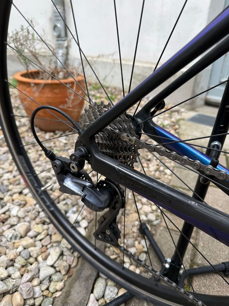 Used Specialized Amira Shimano Ultegra 2019 Road & Gravel, Blau — image 3 of 8
