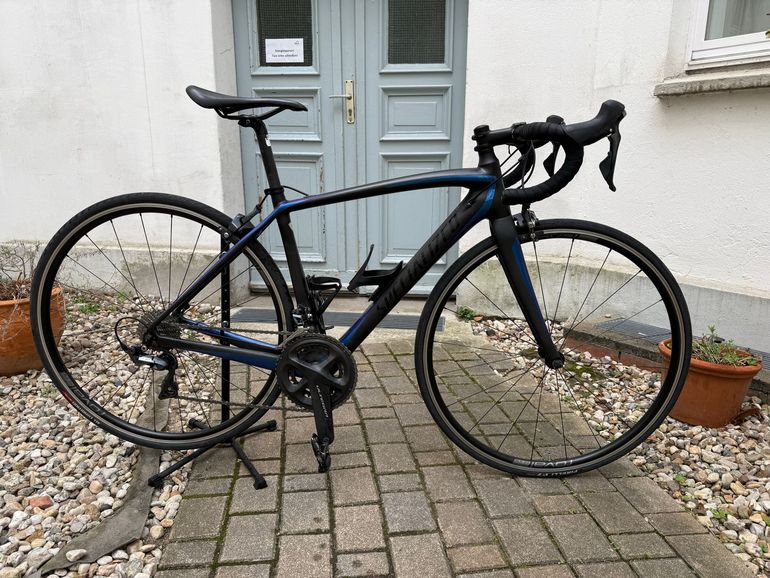 Used Specialized Amira Shimano Ultegra 2019 Road & Gravel, Blau — image 1 of 8