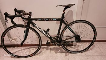 Used 928 928 Carbon Reparto Corse 2011 Road & Gravel, Schwarz — image 2 of 5