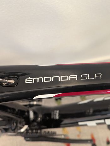 Used Trek TREK EMONDA SLR  2018 SRAM RED 2018 Road & Gravel, Black — image 5 of 15