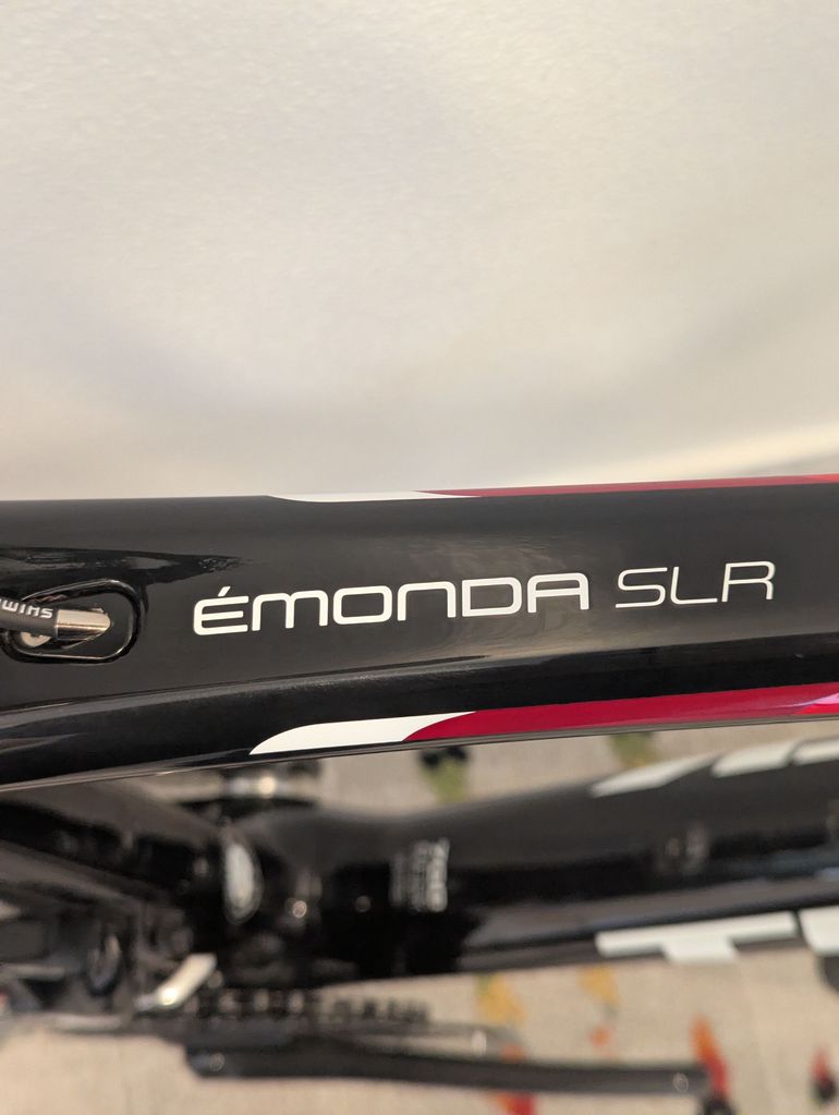 Used Trek TREK EMONDA SLR  2018 SRAM RED 2018 Road & Gravel, Black — image 5 of 15