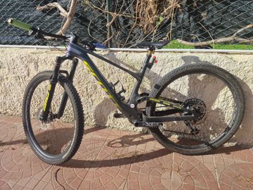 Brugt Scott Spark RC World Cup 2023 2023 Mountainbike — billede 3 af 4