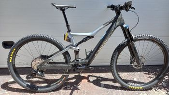Used Orbea Rise Shimano Deore XT 2024 Mountainbike, Hellgrau, 29 — image 4 of 4