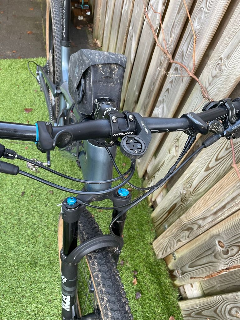 Brugt Canyon Lux Trail CF 6 2025 2025 Mountainbike — billede 7 af 17