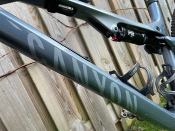 Brugt Canyon Lux Trail CF 6 2025 2025 Mountainbike — billede 12 af 17