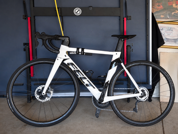 Used Felt AR Advanced Ultegra Di2 2022 2022 Road & Gravel, White — image 2 of 3