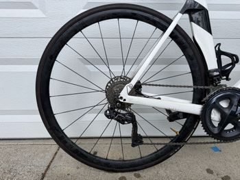 Used Felt AR Advanced Ultegra Di2 2022 2022 Road & Gravel, White — image 3 of 8