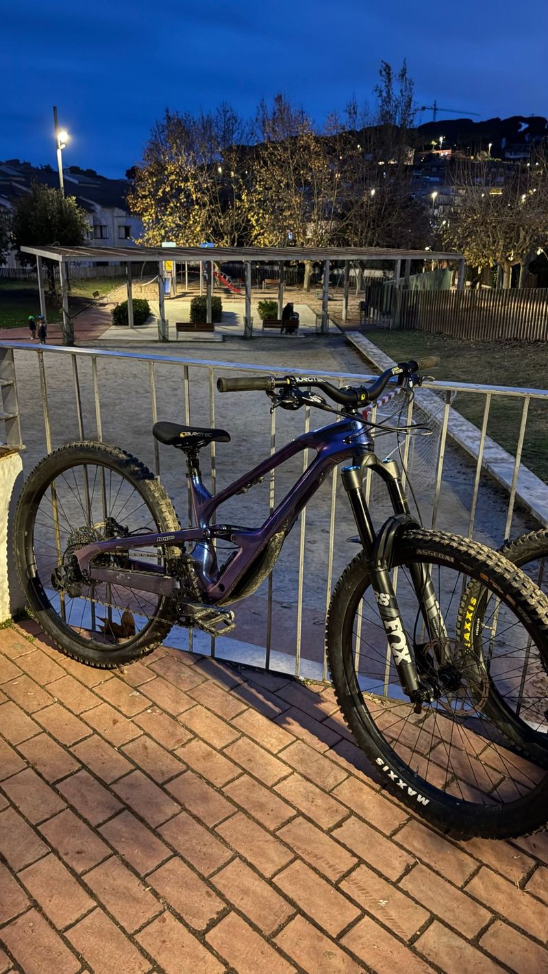 Used Cannondale Jekyll SRAM GX DH 2023 Mountainbike, Purple, 29 — image 4 of 6