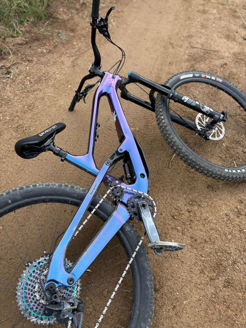 Used Cannondale Jekyll SRAM GX DH 2023 Mountainbike, Purple, 29 — image 5 of 6