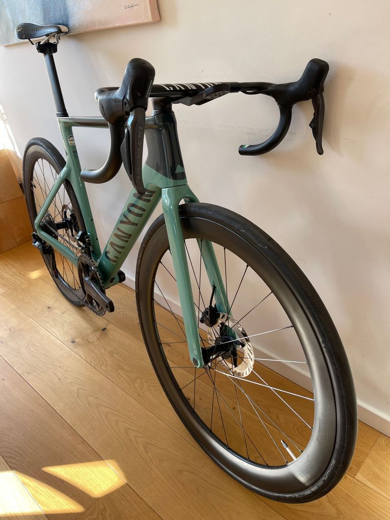 Brugt Canyon Aeroad CF SLX 8 Di2 2023 2023 Road & Gravel — billede 2 af 16