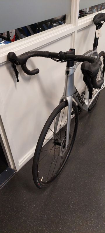 Brugt Trek Émonda SL 5 2023 2023 Road & Gravel — billede 6 af 6