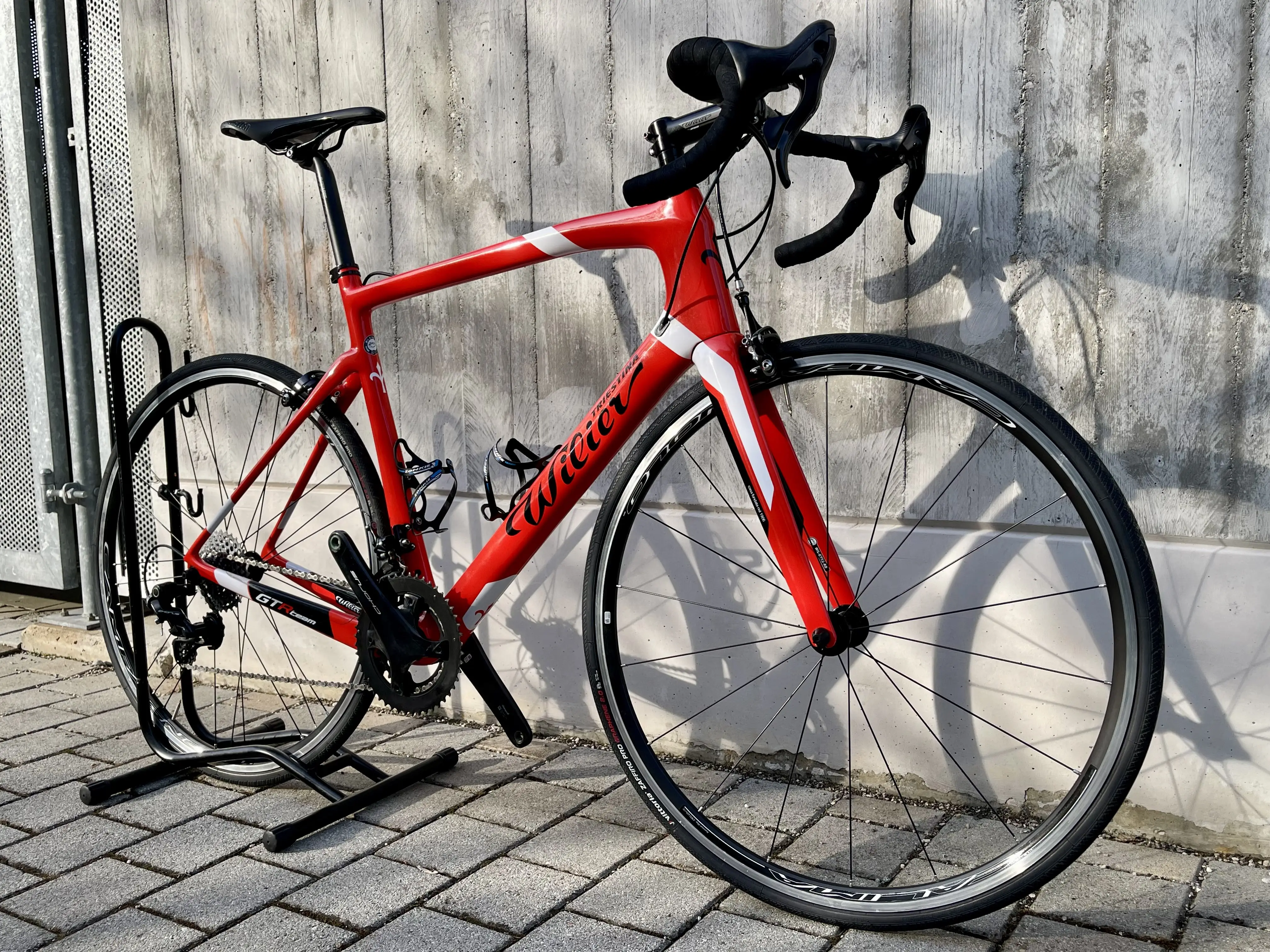 Wilier gtr team sale chorus road bike