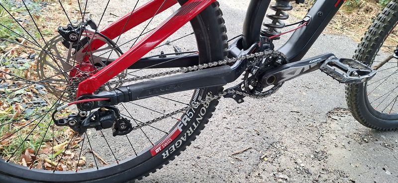 Used Trek Session 2016 Mountainbike, Red, 27.5 (650B) — image 3 of 8