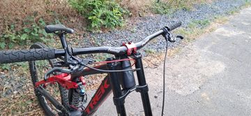 Used Trek Session 2016 Mountainbike, Red, 27.5 (650B) — image 5 of 8