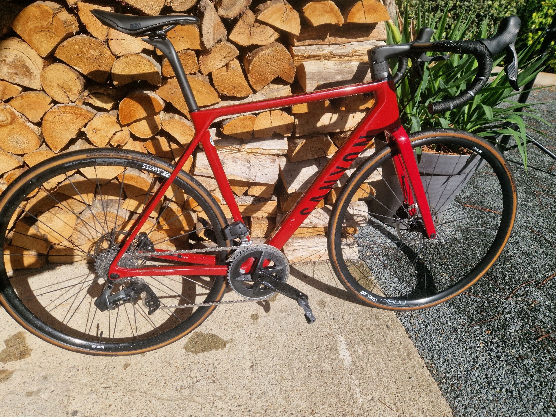 Ultimate CF SL 7 Disc eTap 【公式通販】