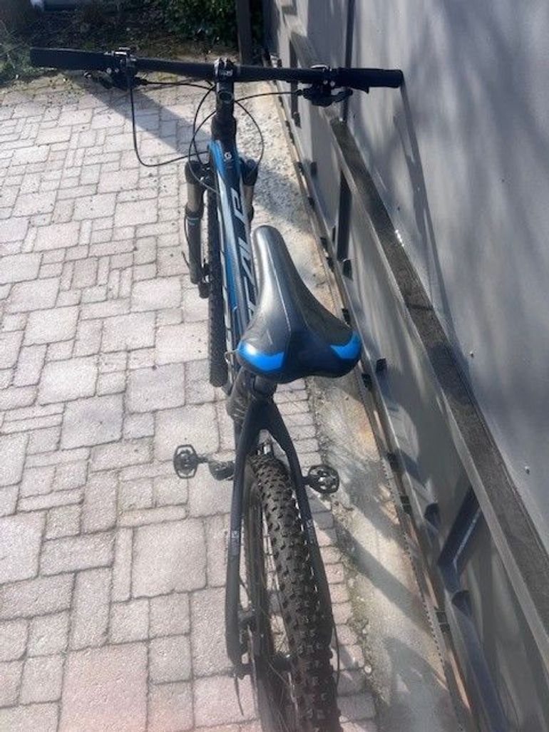 Used Scott Scale 960 2018 2018 Mountainbike, Black, 29 — image 2 of 3