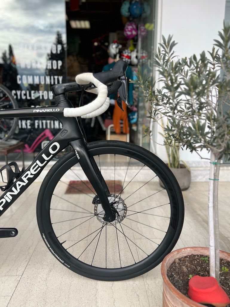 Used Pinarello Pinarello Paris Ultegra 12 Di2 2021 Road & Gravel, Black — image 3 of 10