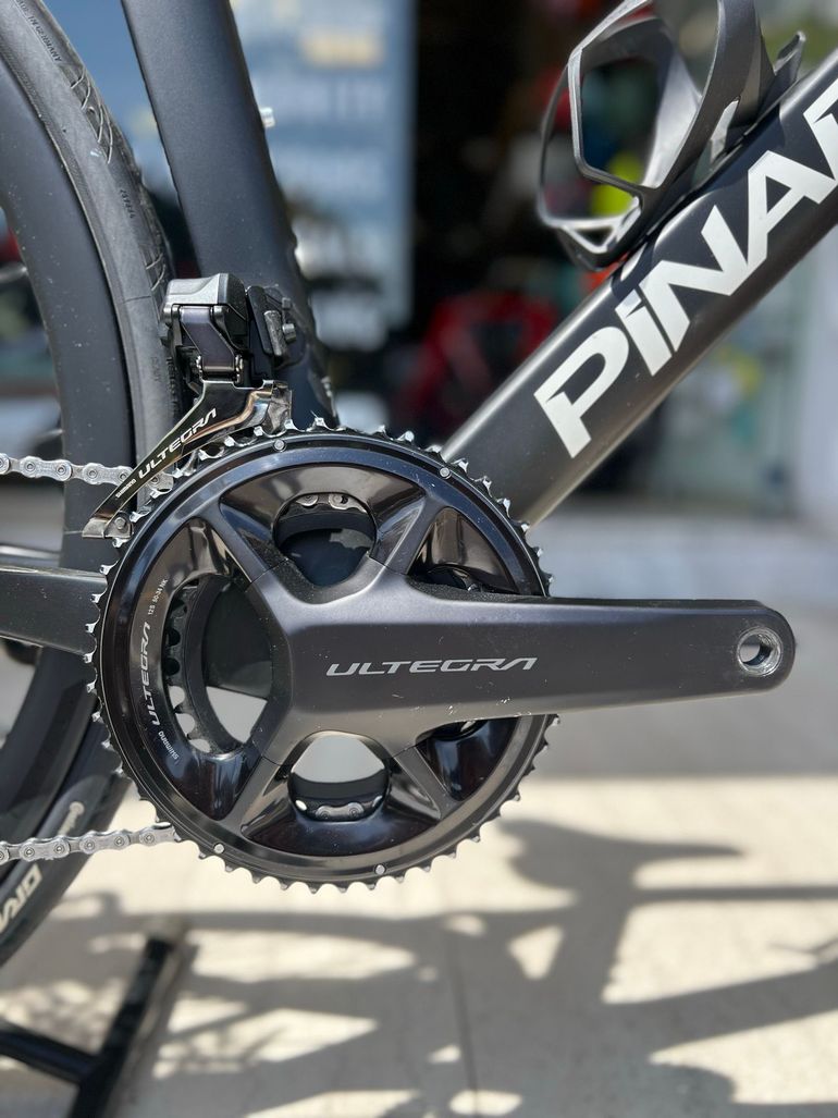 Used Pinarello Pinarello Paris Ultegra 12 Di2 2021 Road & Gravel, Black — image 9 of 11